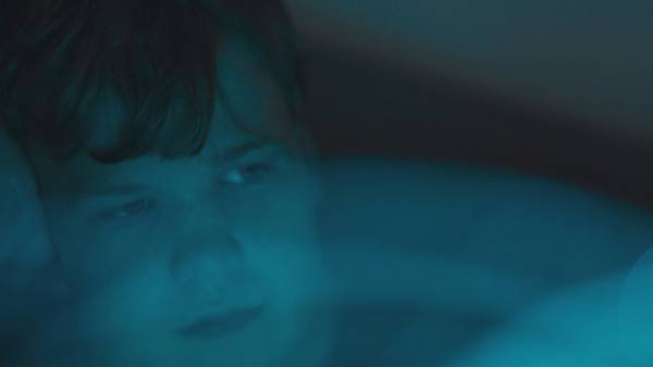 「記憶は点の集まり」自閉症の人々の時間感覚が語られる『僕が跳びはねる理由』本編特別映像