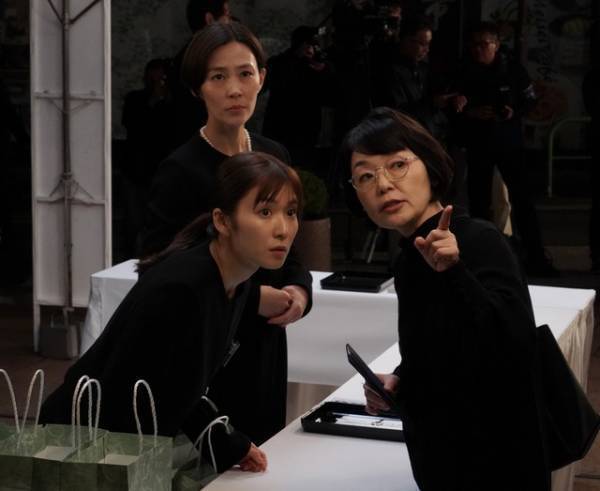 大泉洋も太鼓判、松岡茉優＆木村佳乃＆小林聡美が物語を盛り上げる『騙し絵の牙』