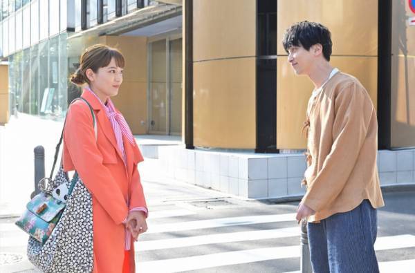 横浜流星のキッチンカーに「ほぼメロンパン号」の声、川口春奈＆向井理らキャストにも話題集中「着飾る恋には理由があって」1話