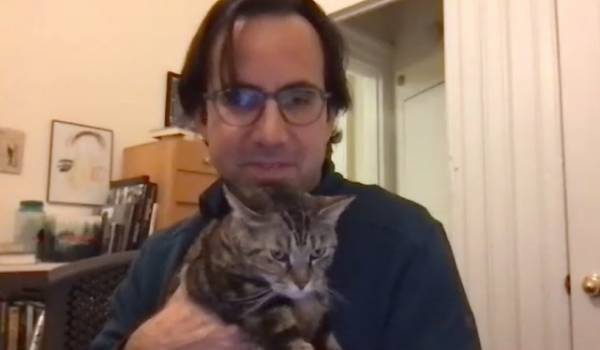 「世界 本の日」に公開『ブックセラーズ』監督「ポスターに猫を入れたかった」