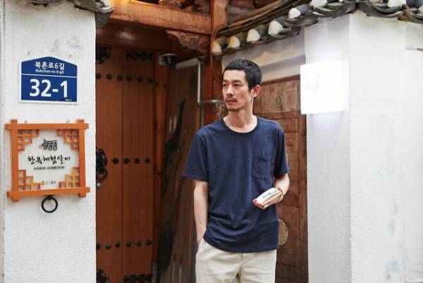 ホン・サンス監督特集上映開催、加瀬亮主演『自由が丘で』ほか12作品を上映