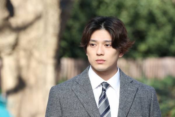 生田絵梨花の演技に「立派に成長」と賞賛、新田真剣佑との“別離”にも「切ない」の声…「イチケイのカラス」5話