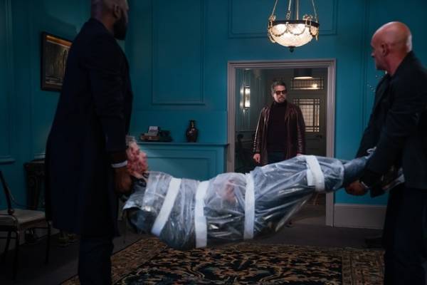 『ジェントルメン』ヒュー・グラントの“私立探偵”、マフィアのヤバい現場に遭遇