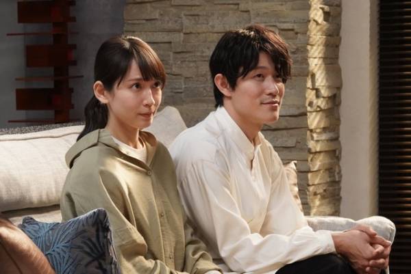 竜星涼“復活”に驚きの声、鈴木亮平と吉岡里帆“身長差ハグ”も話題に…「レンアイ漫画家」5話