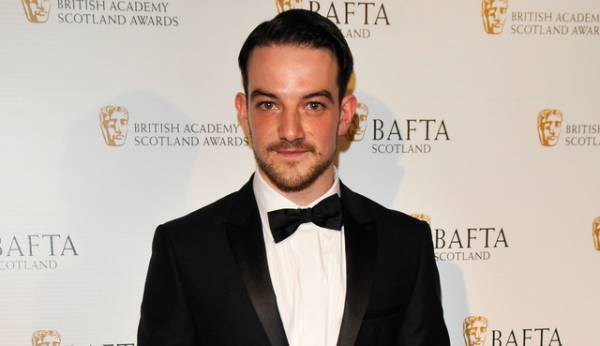 『ファンタスティック・ビースト』シリーズのアバナシー役俳優、性的暴行で禁錮3年