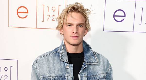 コーディ・シンプソン、マイリー・サイラスとの破局について語る「たくさん学んだ」