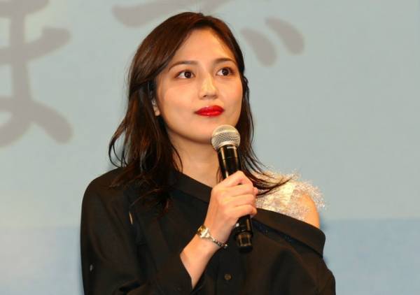 川口春奈＆上白石萌歌、朝ドラ初出演！ 黒島結菜と姉妹に「ちむどんどん」