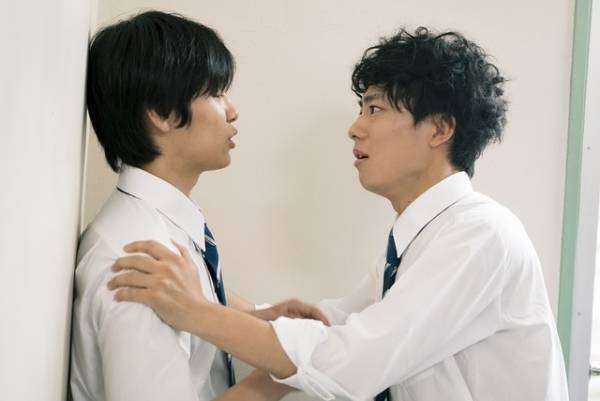 井上祐貴＆萩原利久、思春期の不器用さがミステリーの鍵に…『Bittersand』“謎が謎を呼ぶ”冒頭映像