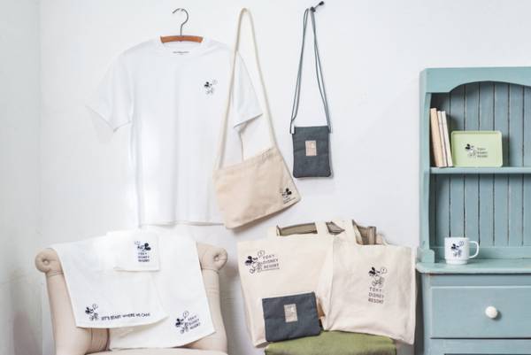 【ディズニー】オーガニックコットンやリサイクル素材を使用したグッズ、「LET'S START WHERE WE CAN!」が初登場
