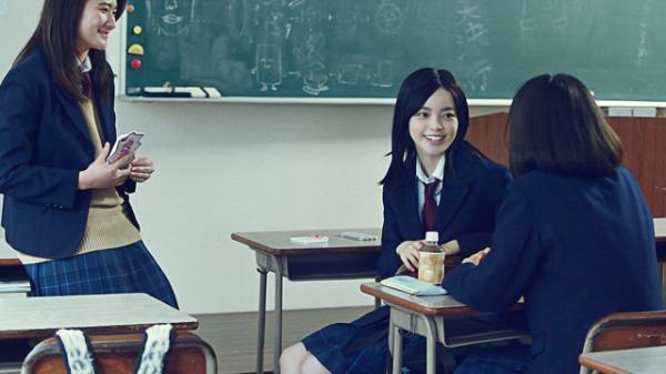 平手友梨奈“ヒナコ”のかつての笑顔が切ない『ザ・ファブル』場面写真＆映像到着