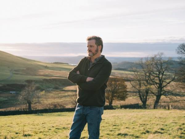 コリン・ファース「常にスタンリーを意識していた」『スーパーノヴァ』の貴重な裏話明かす