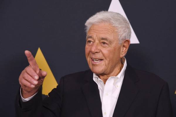 『スーパーマン』『グーニーズ』のリチャード・ドナー監督が91歳で死去　スピルバーグ、ケヴィン・ファイギらがお悔やみ