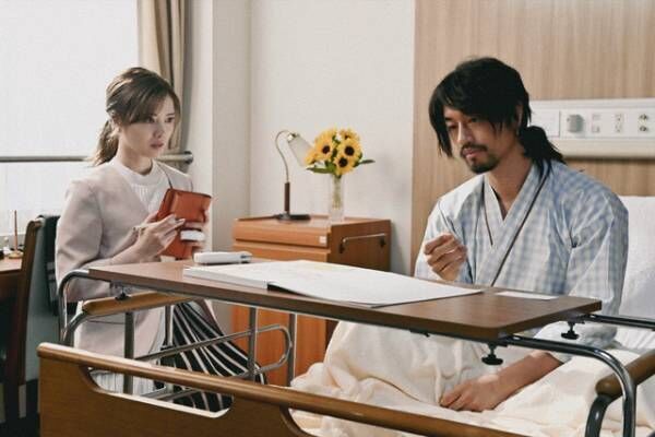 漂着者 1話 斎藤工らキャスト に 全員役にハマってる と賞賛の声 読めない展開に あな番 を連想する視聴者も 21年7月24日 ウーマンエキサイト 1 3