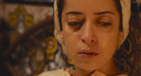 アラビアンミュージックにのせ、艶やかなダンスを舞う『モロッコ、彼女たちの朝』本編映像