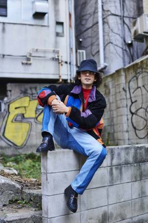 滝藤賢一のオシャレすぎる私服を網羅、初ファッションブック「服と賢一」発売