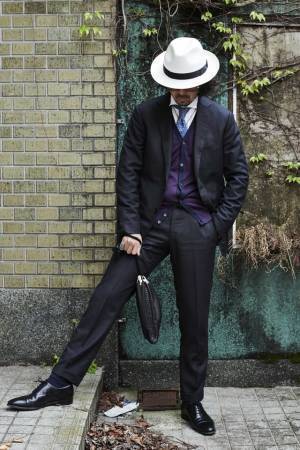 滝藤賢一のオシャレすぎる私服を網羅、初ファッションブック「服と賢一」発売