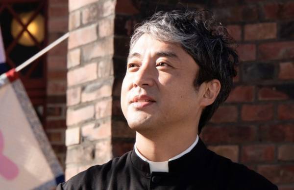 奈緒、ムロツヨシのおかげで「初めてとは思えないくらいのチーム感」『マイ・ダディ』ジャパンプレミア