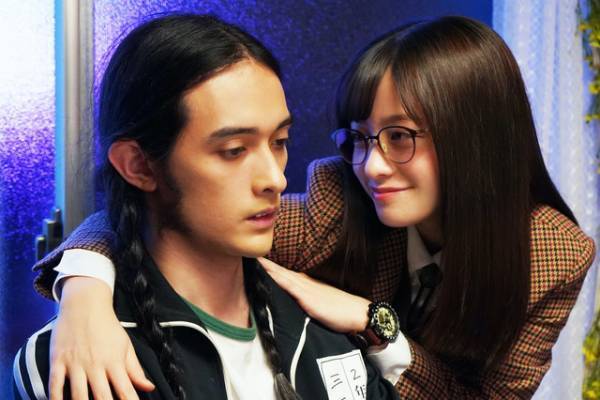 もうひとつの禁断の恋？橋本環奈＆栗原類『劇場版 ルパンの娘』新場面写真