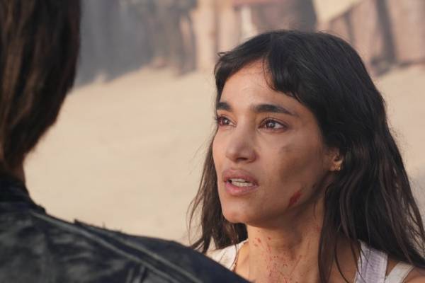 ニコラス・ケイジ×栗原類の共演シーンも！『プリズナーズ・オブ・ゴーストランド』場面写真