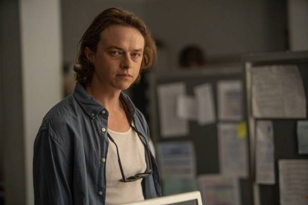 デイン・デハーンら出演、世界3大陸を舞台に麻薬抗争描く「ZeroZeroZero」予告編