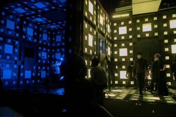 ヴィンチェンゾ・ナタリ監督「リメイクとしてうまくいった」『CUBE』舞台裏を公開