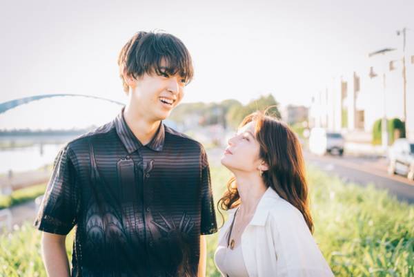 年下男性の猛烈アプローチにキュン！大人が悶絶する恋愛シーン6選