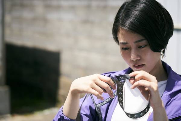 高畑充希×大久保佳代子、共演初日の“ドライブデート”本編映像『浜の朝日の嘘つきどもと』