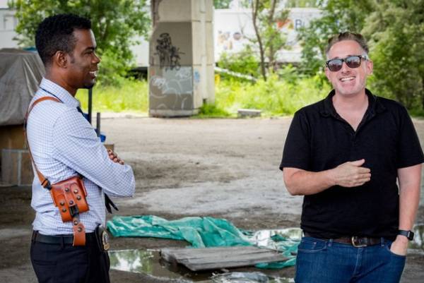 クリス・ロック、ほぼドッキリ状態でトラップを受けていた？『スパイラル：ソウ オールリセット』インタビュー映像