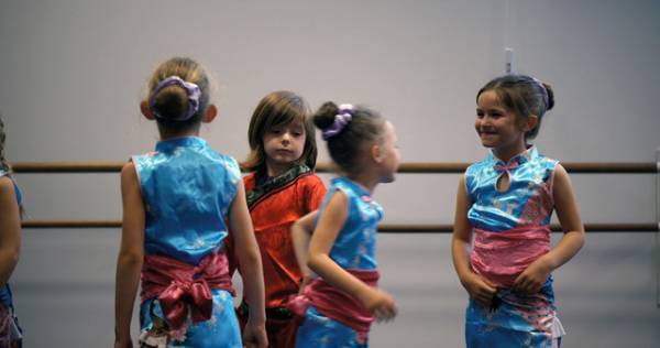 「あなたは1人じゃない」女の子でいたいサシャに寄り添う『リトル・ガール』予告映像