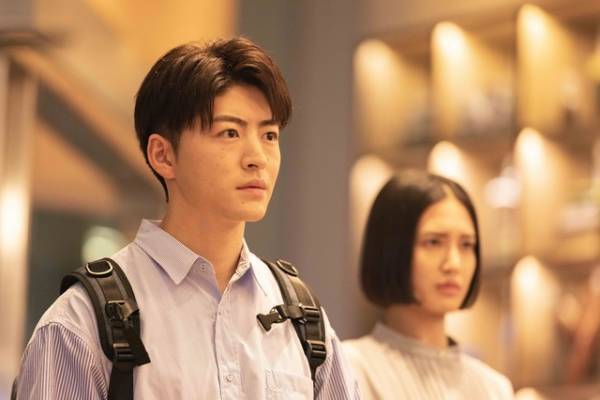 三浦翔平×野村周平が熱い火花を散らす「会社は学校じゃねぇんだよ 新世代逆襲編」新写真