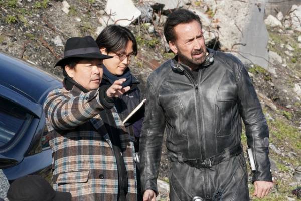 ニコラス・ケイジ×園子温メイキング写真『プリズナーズ・オブ・ゴーストランド』