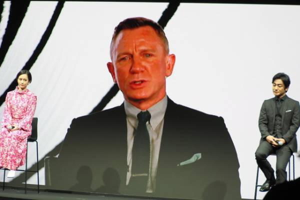 片岡愛之助＆前田敦子、生ボンド＝ダニエル・クレイグに大興奮「本当にラストですか？」