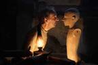 ロベルト・ベニーニ“ジェペット”がピノッキオを生み出す『ほんとうのピノッキオ』場面写真