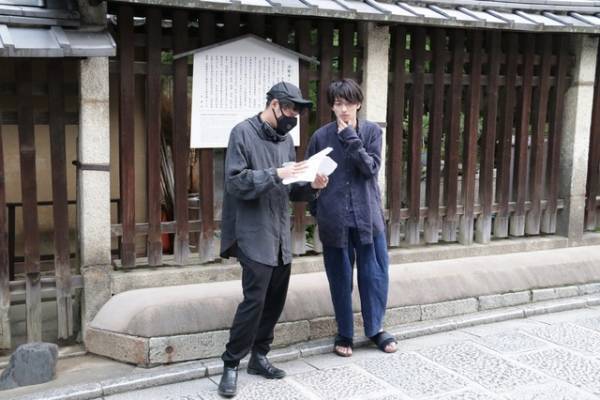 横浜流星＆藤井道人監督、絆感じるインタビュー映像『DIVOC-12』