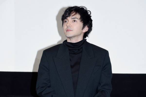 小松菜奈、初共演の林遣都に「救われました」『恋する寄生虫』完成披露試写会