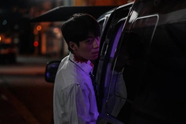 ウィ・ハジュン“殺人鬼”の恐怖の犯行『殺人鬼から逃げる夜』冒頭映像