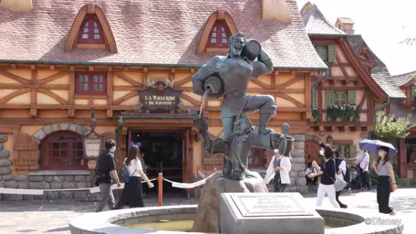 【ディズニー】美女と野獣エリアの「ガイドツアーキャスト」に密着！「BACKSTAGE」二週連続放送