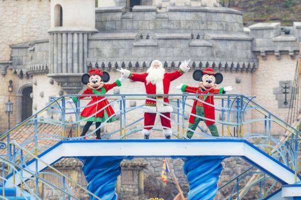 【ディズニー】待ち焦がれた季節がやってくる！パークのクリスマスが来月スタート