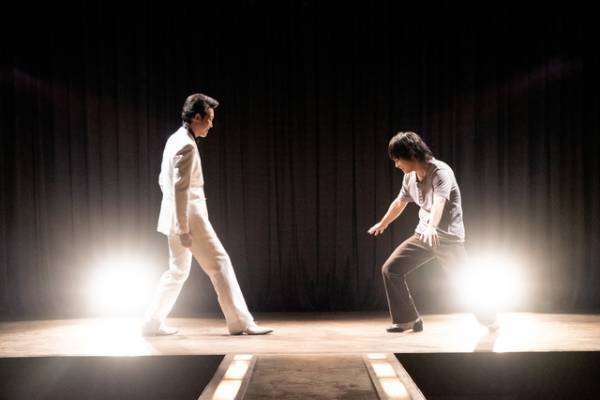 柳楽優弥＆大泉洋、夢を語り笑いを学ぶ…『浅草キッド』青春詰まった場面写真