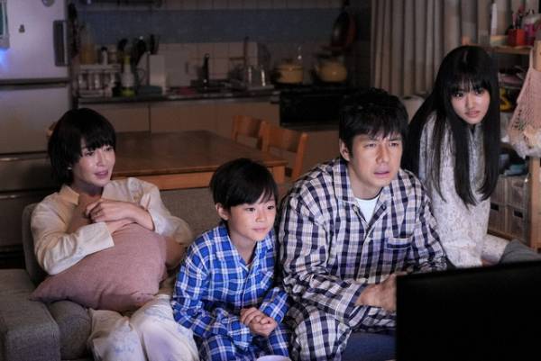 衝撃的なラストに早速“考察合戦”が過熱中…「真犯人フラグ」第1話