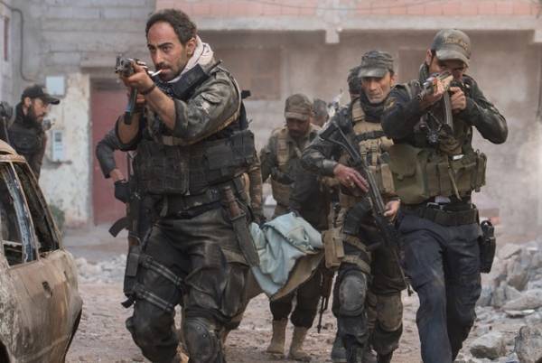 独自の戦闘を続ける特殊部隊の真の目的とは？『モスル～あるＳＷＡＴ部隊の戦い～』予告編