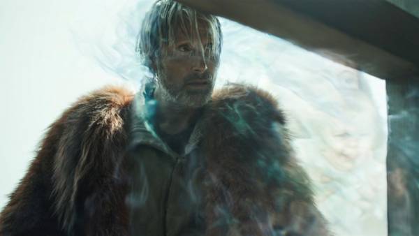 マッツ・ミケルセン、さらけ出される思考＝“ノイズ”を解説『カオス・ウォーキング』本編映像