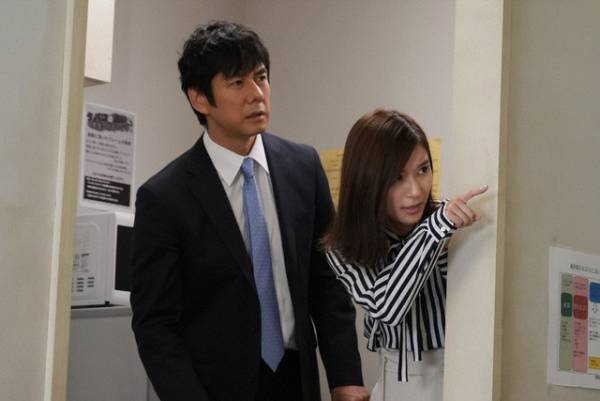 「真犯人フラグ」2話、白目を剥く西島秀俊“凌介”に「こんな演技珍しい」、“差し入れ”には「可愛すぎる」の声