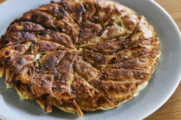 田中圭“父・森宮さん”の特製メニュー！ 原作でも印象的な手料理が登場『そして、バトンは渡された』