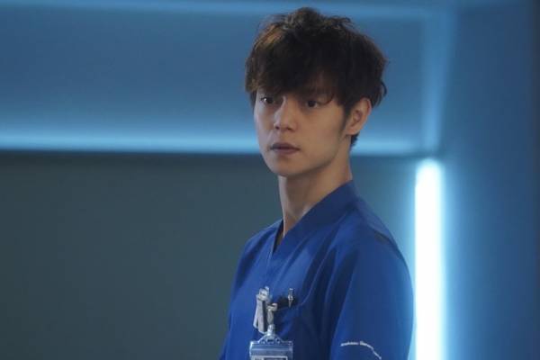 「ラジエーションハウスII」3話　浜野謙太“軒下”の恋の結末に感動の声続々、“タイタニックオマージュ”も話題に