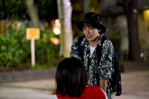 「婚姻届に判を捺しただけですが」第1話、坂口健太郎“百瀬”の寝起き姿に「想像の斜め上」「最高すぎて頭抱えた」などの声集まる