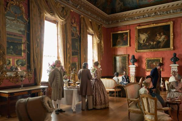 アフタヌーン・ ティー文化の始まりも！英ドラマ「ベルグレービア」原作者ジュリアン・フェローズ語る