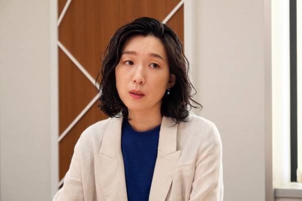 「SUPER RICH」2話　“衛”江口のりこの連続蹴りに「圧巻」の声続出、赤楚衛二“優”と町田啓太“空”のやり取りも話題に