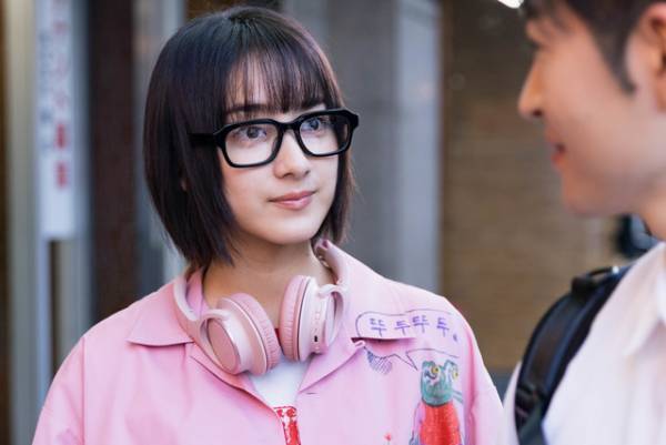 平祐奈、凄腕ハッカー役に挑戦「会社は学校じゃねぇんだよ」第2話に登場