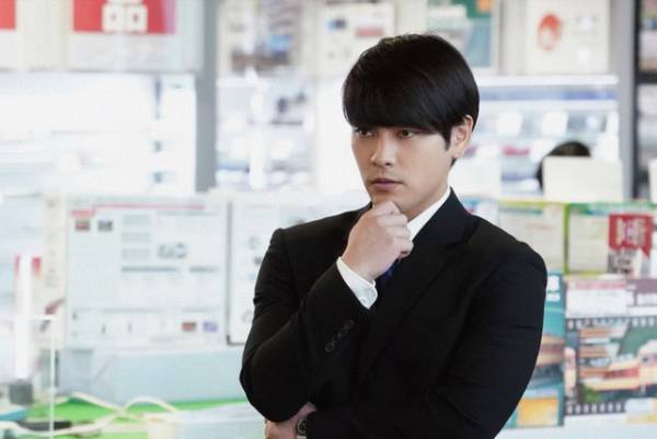 「二月の勝者」2話　自転車を漕ぐ柳楽優弥“黒木”に「姿勢良っ」「シュール」、加藤シゲアキ“灰谷”のストーカーぶりも話題に